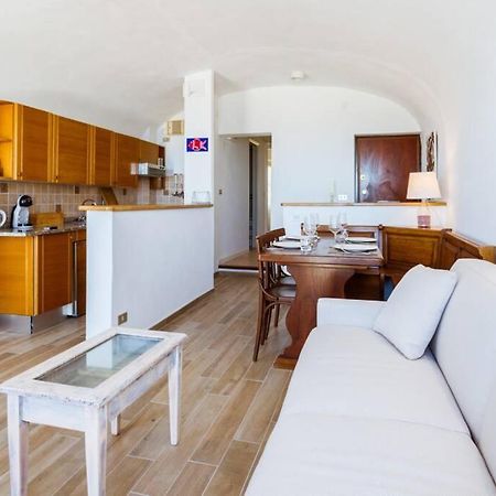 Casa Del Subacqueo. Amazing Terrace With Sea View. Wi-Fi Apartment Bordighera Exterior photo